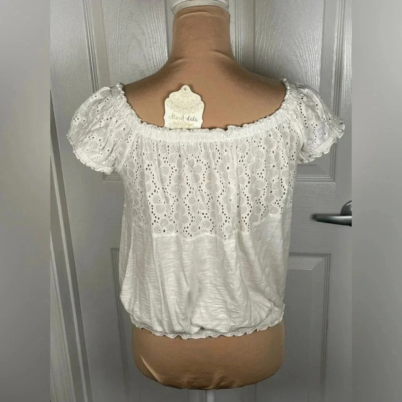 🤍 Altar’d State Beautiful Lace Top NWT Medium - Picture 7 of 7